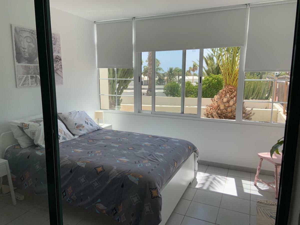 Luxury Estudio En Playa Roca A Primera Linea Del Mar Costa Teguise Eksteriør bilde